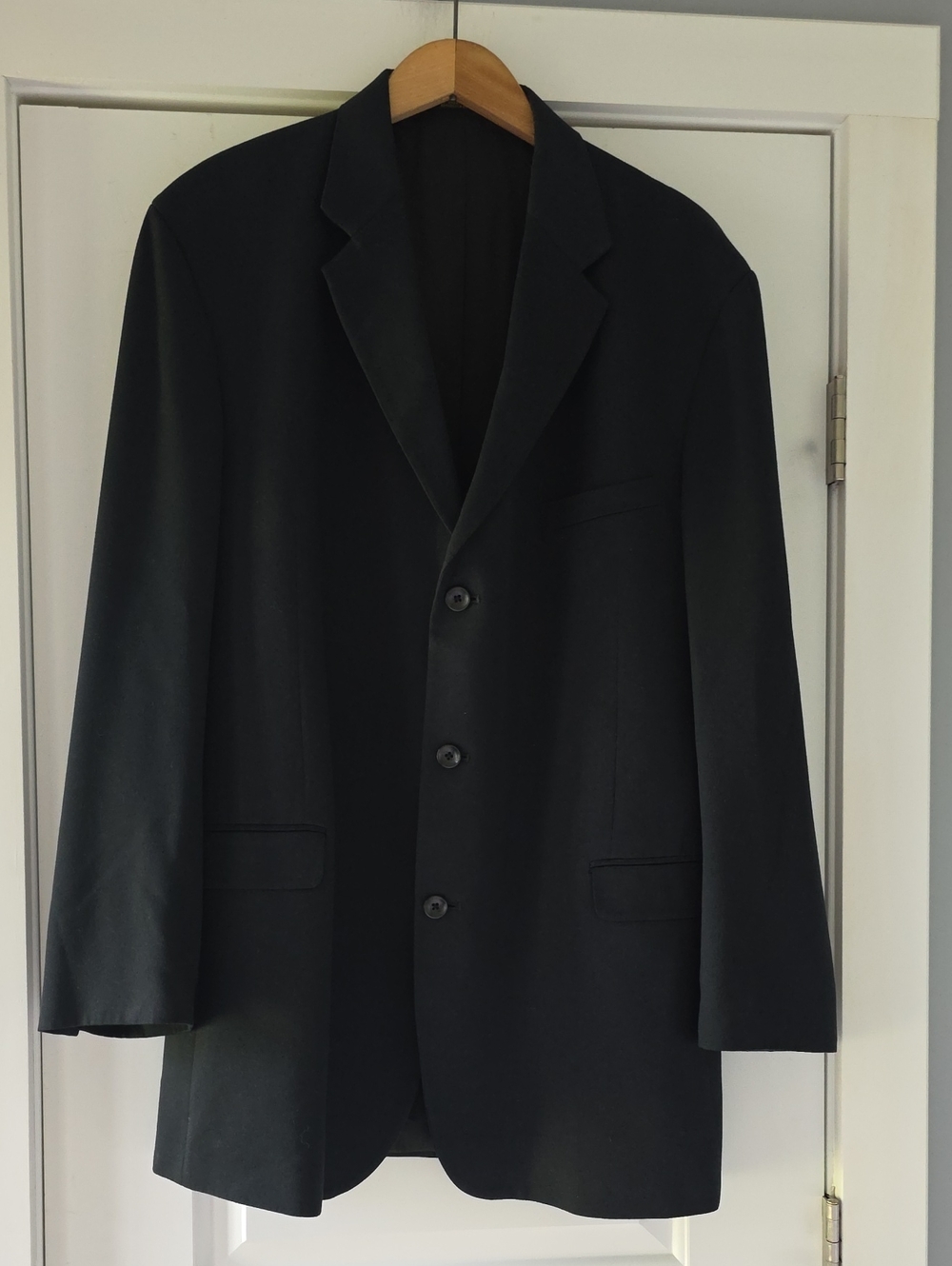 J. Ferrar Classic Black Blazer - Tailored Single-Breasted Jacket